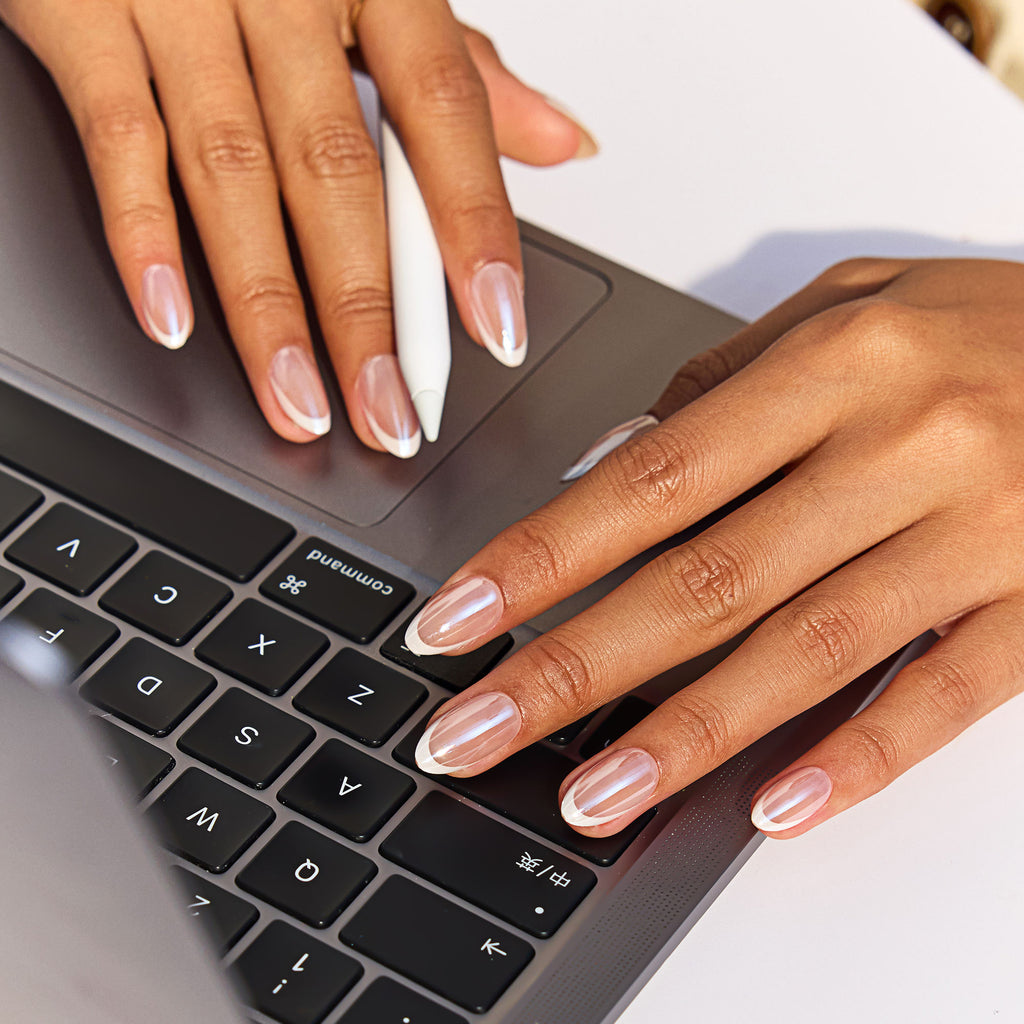 French Éclat - Press on Nails